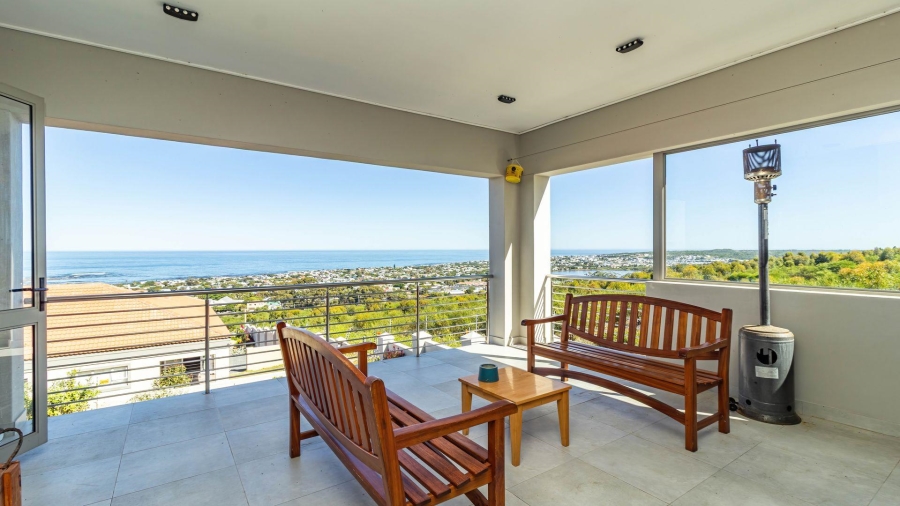 4 Bedroom Property for Sale in Berghof Western Cape